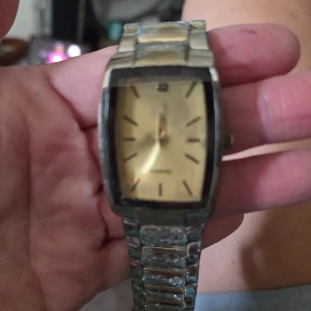 Diamond Accented Men's Quartz Watch Needs/Battery  FMDXGE022 PARTS ONLY UNTESTED